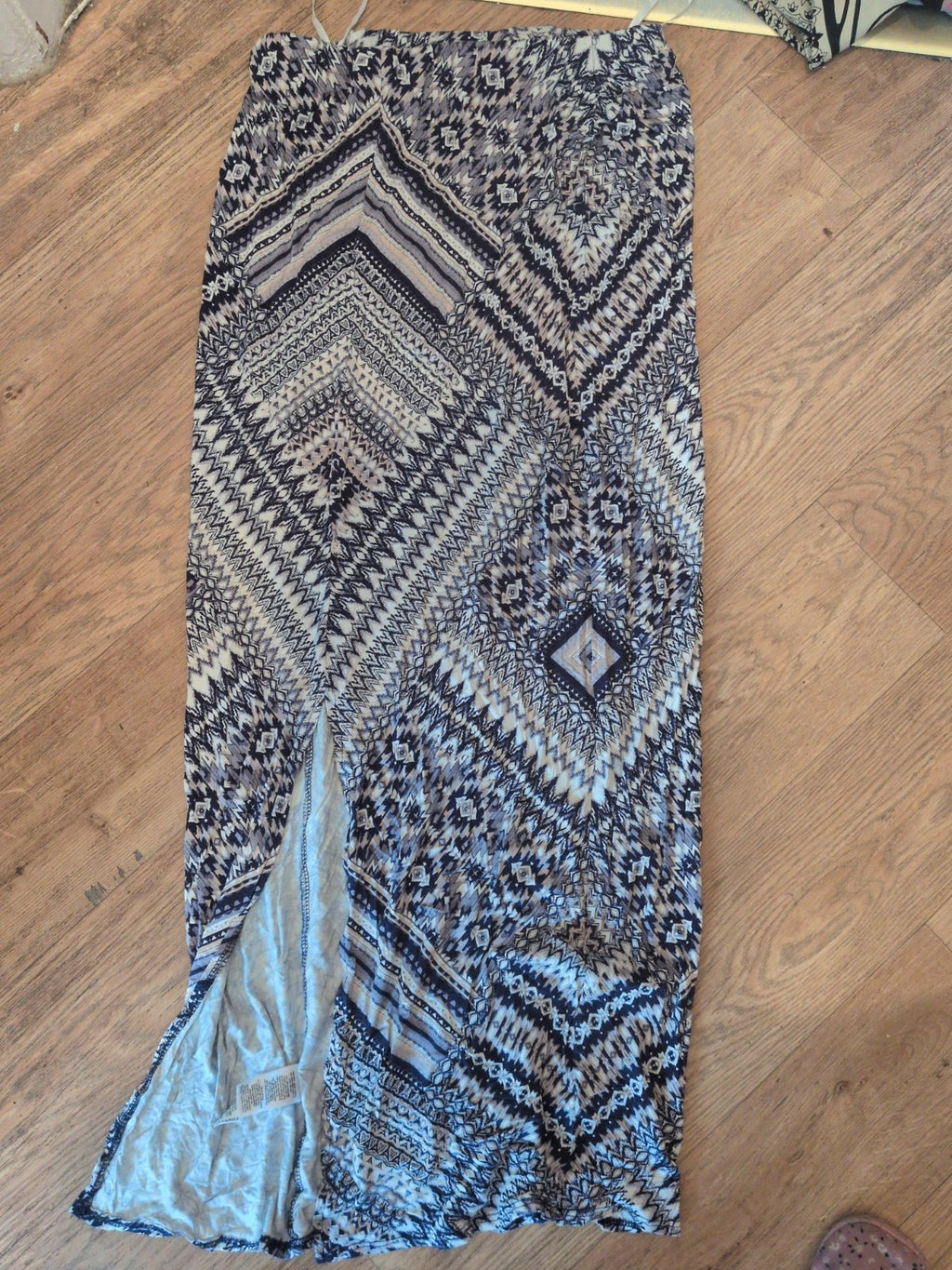 Wallis Small Blue Patterned Long Length Pencil Skirt Elasticated