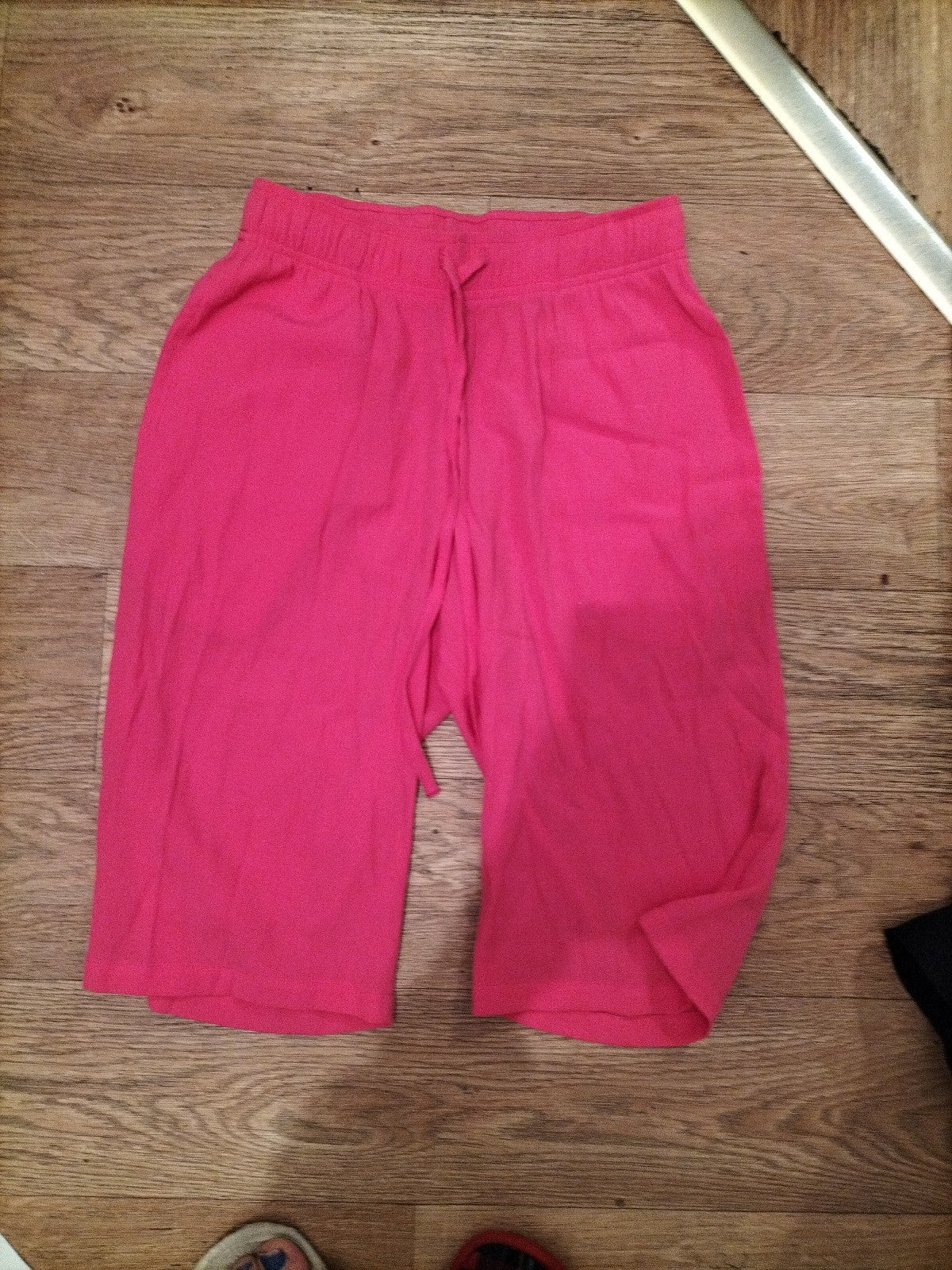 Ladies Damart Size 10 Pink Elasticated Cropped Trousers