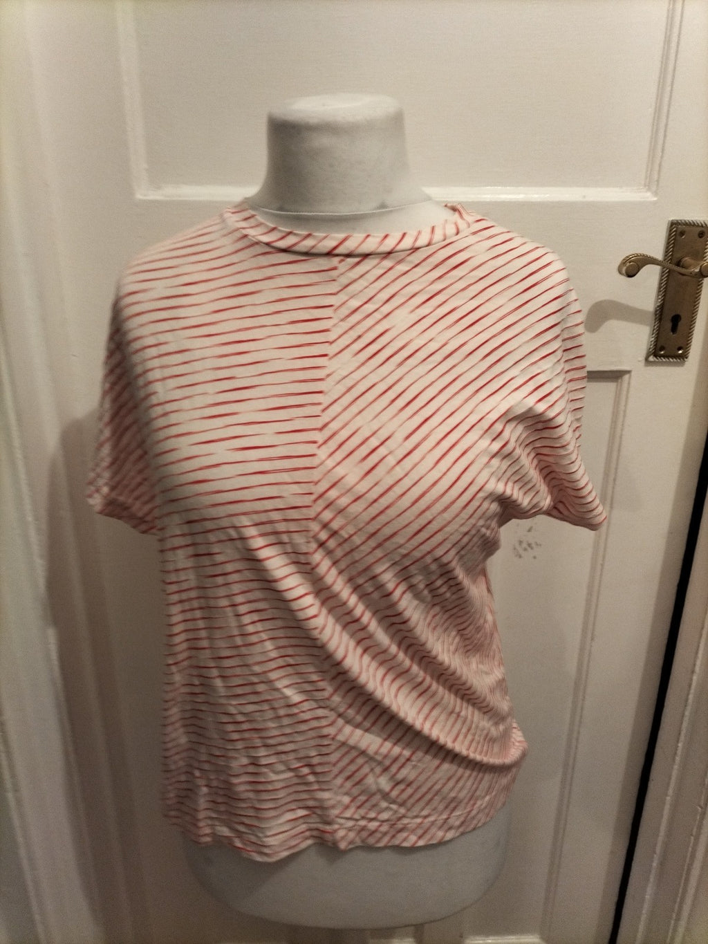 Ladies Tu Size 10 Red And White Striped Short Sleeved T-shirt