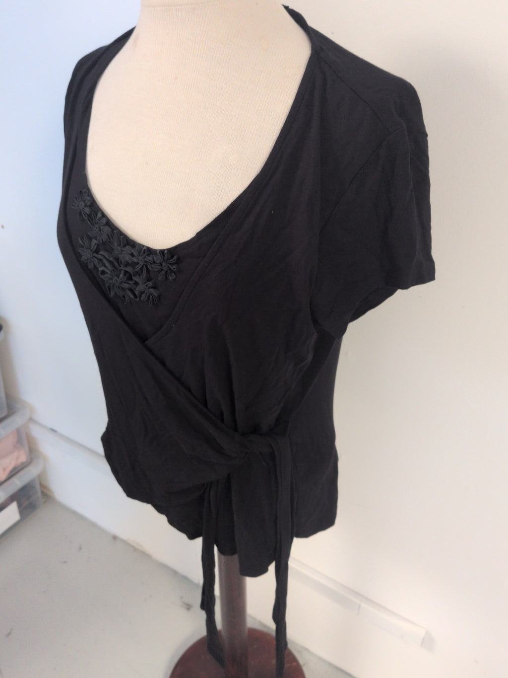 Linea Large Black Scoop Neck Short Sleeve Blouse