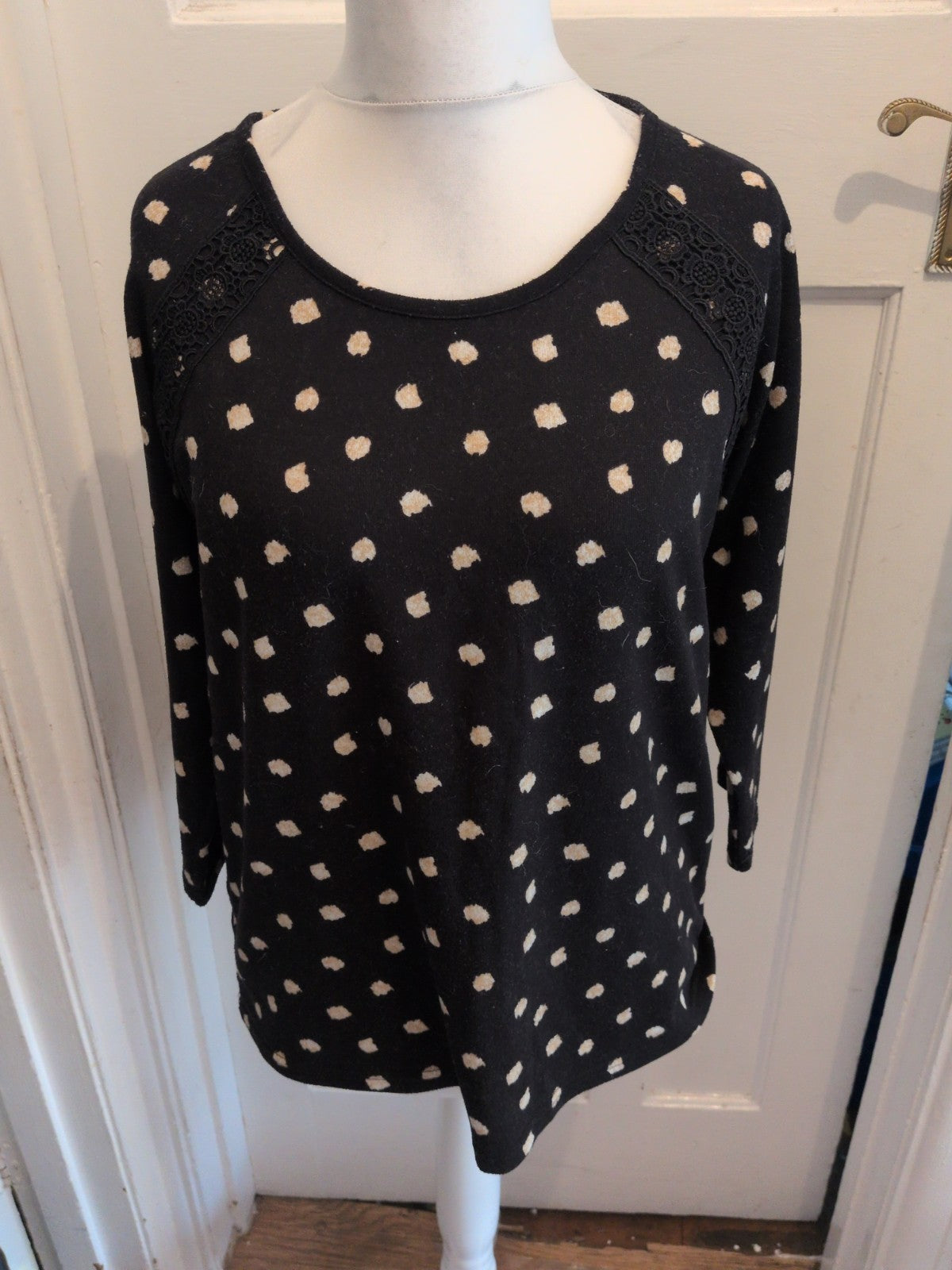 Ladies Bonmarche 16 Black Spot Long Sleeve Jumper