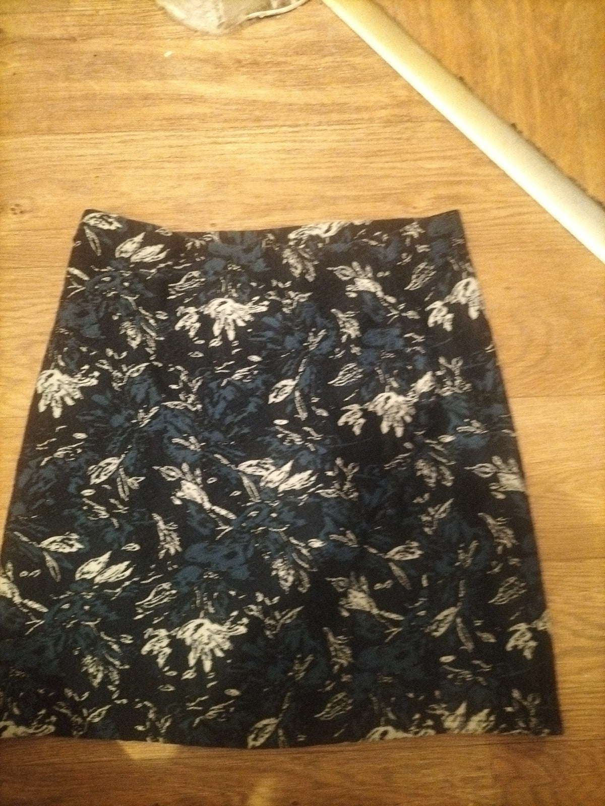 Ladies George Size 12 Navy/Black/White Skirt Knee Length Pencil