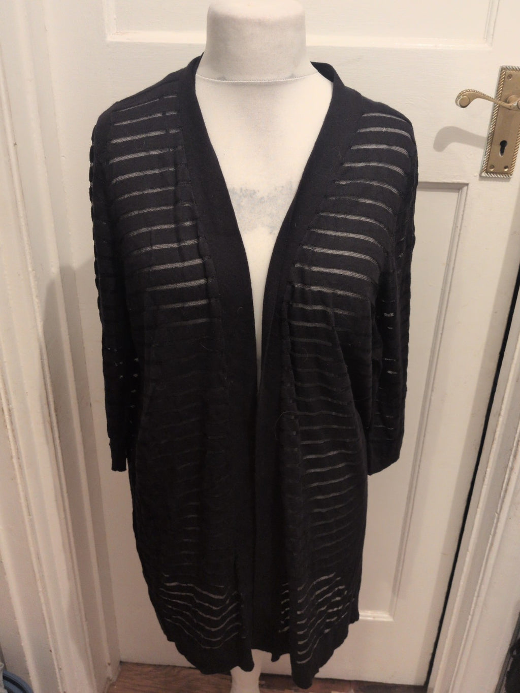 Ladies Tu Size 18 Black Stripe Short Sleeve Longline Blouse Open
