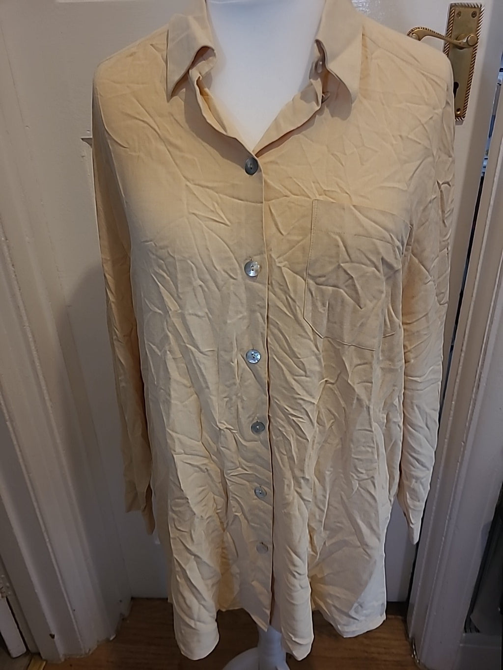 Ladies Fabiani Size 48* Beige Long Sleeved Blouse