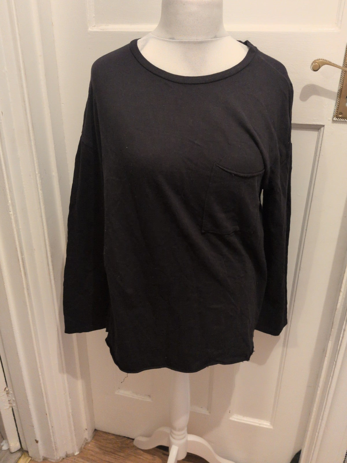 20-22 Black Long Sleeve Pyjama Top T-shirt