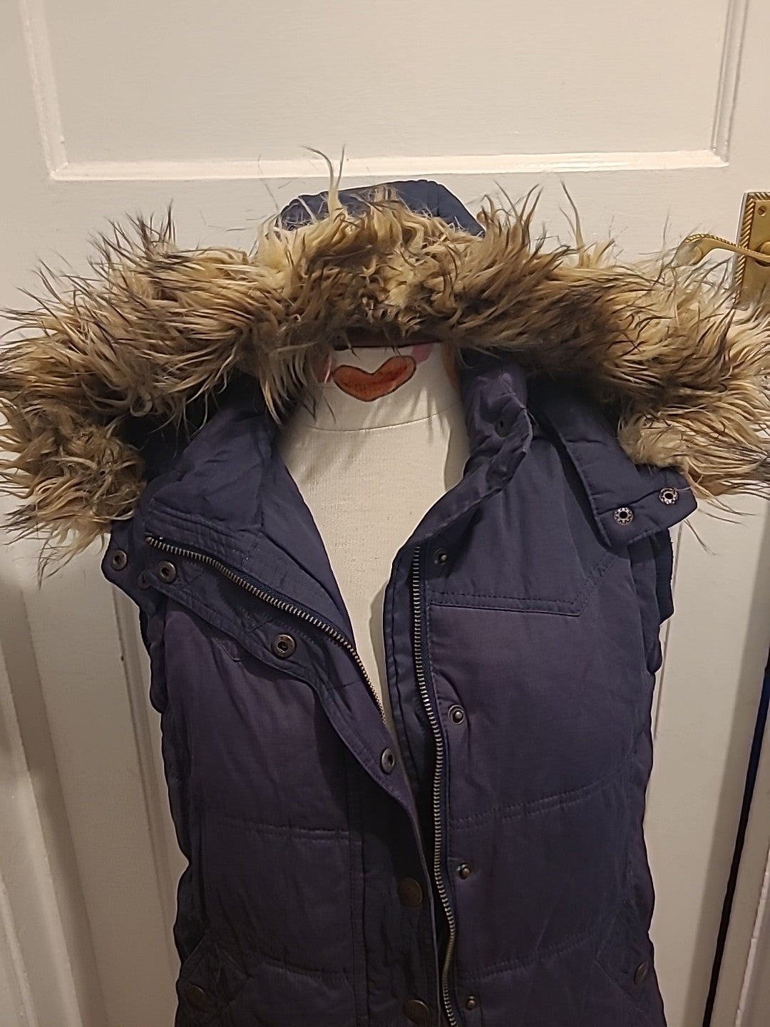 Ladies Animal Size 10 Navy Sleeveless Faux Fur Coat