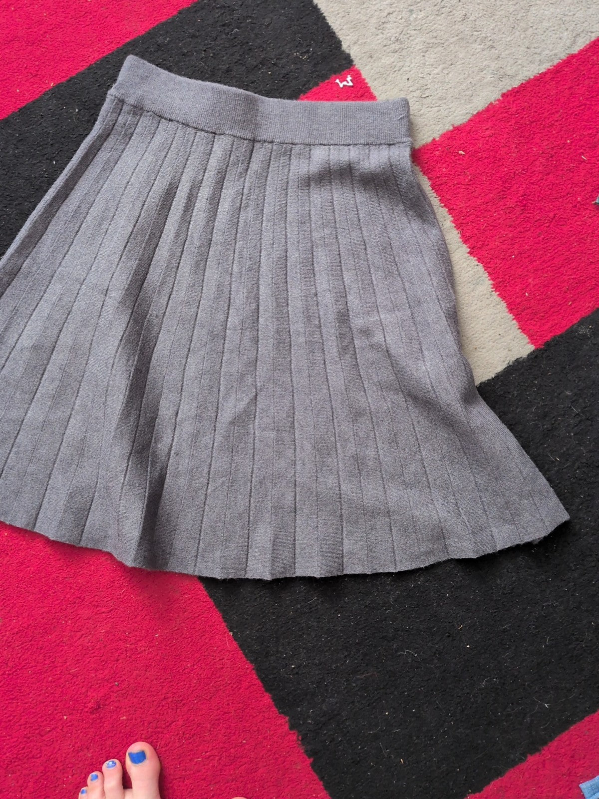 Primark 6-8 Grey Elasticated Short Flare Skirt