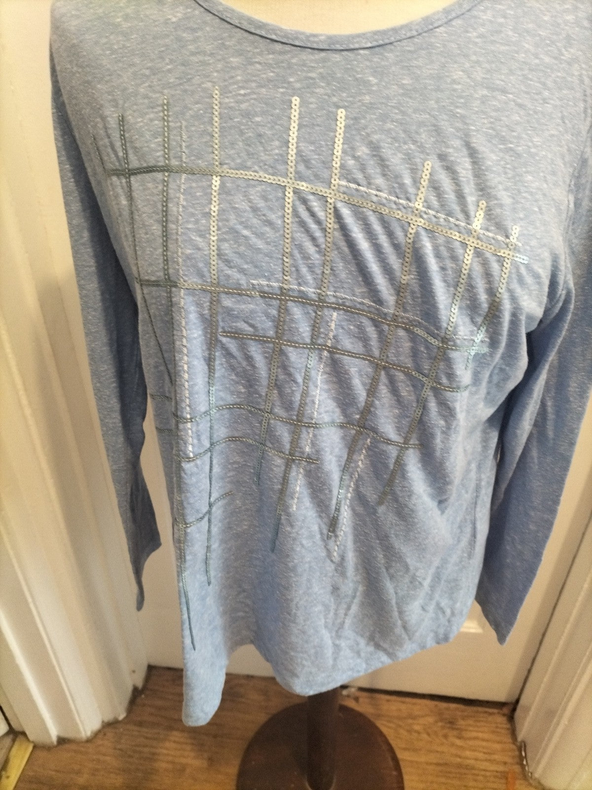 Ladies Mona Size 14R Pale Blue Silver Sequined Long Sleeved Tshirt