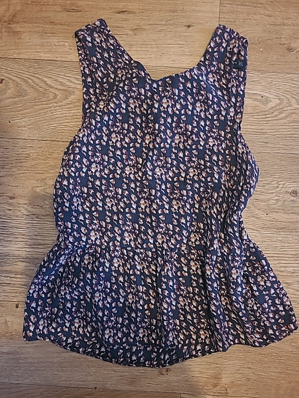 Ladies Zara Size Small Brown/Black/Burgundy Patterned Sleeveless Top