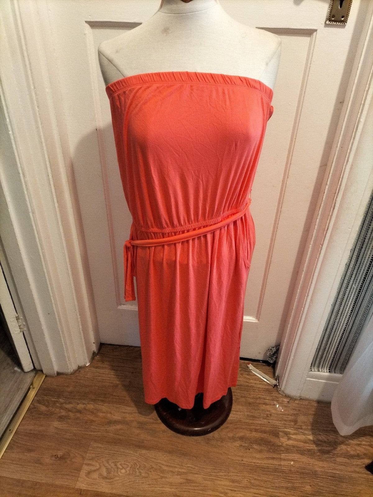 Ladies Tu Size 22 Peach Sleeveless Strapless Dress