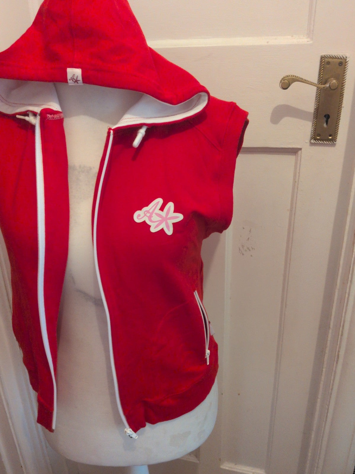 Ladies Animal Size Large Red Sleeveless Full Zip Hoodie
