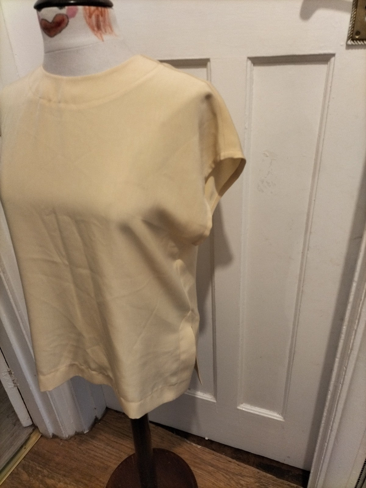 Ladies Precis Size 10 Pale Beige Sleeveless Blouse