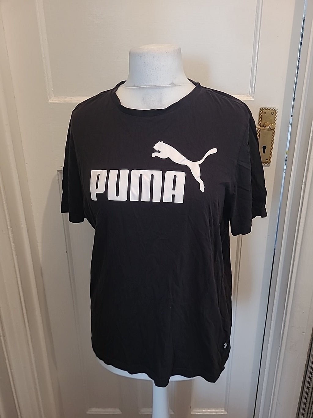 Mens Puma Size L Black With White Print Short Sleeved Tshirt