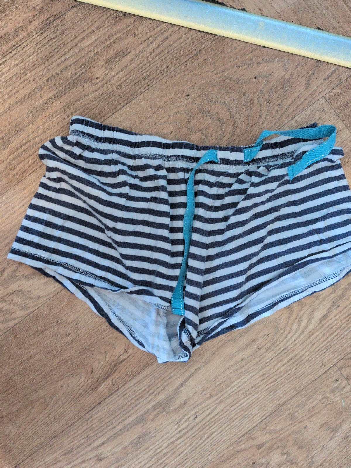 Love To Lounge 12-14 Navy Stripe Pyjama Shorts