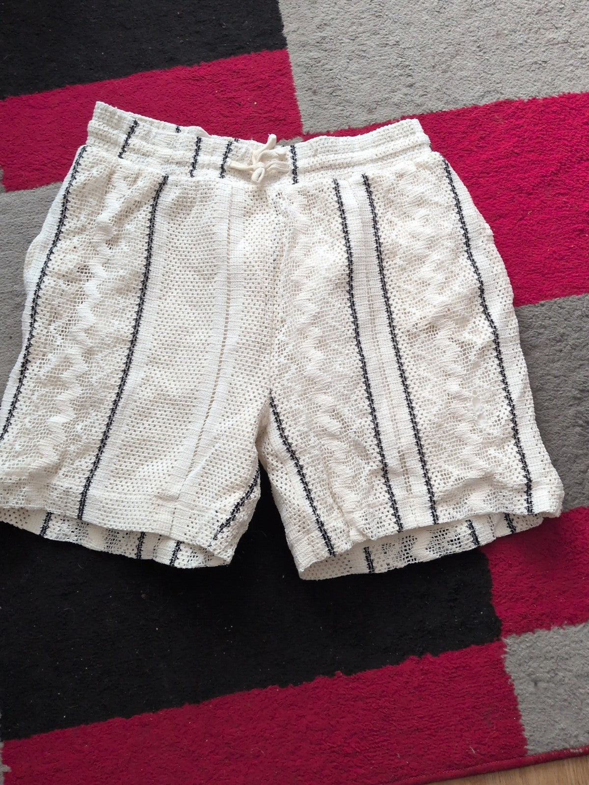 River Island Large Cream And Navy Shorts