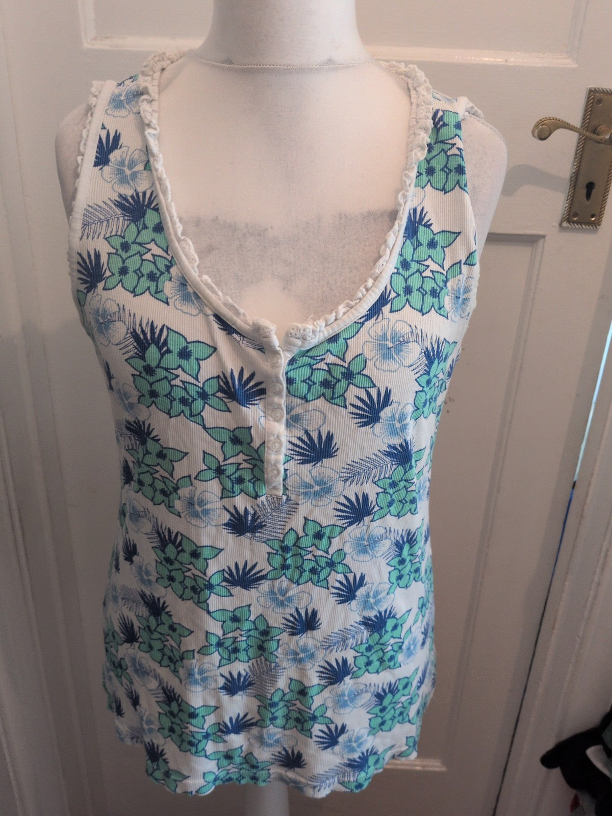 Papaya 20 White Turquoise And Blue Sleeveless Blouse