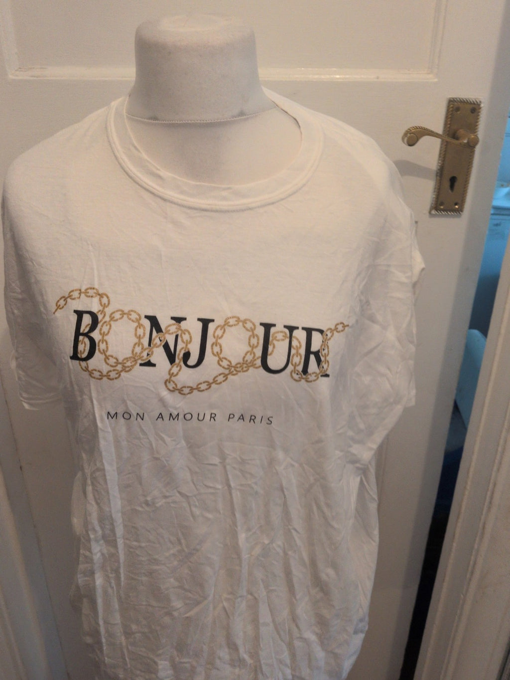 Boohoo 24 White Bonjour Short Sleeve T-shirt