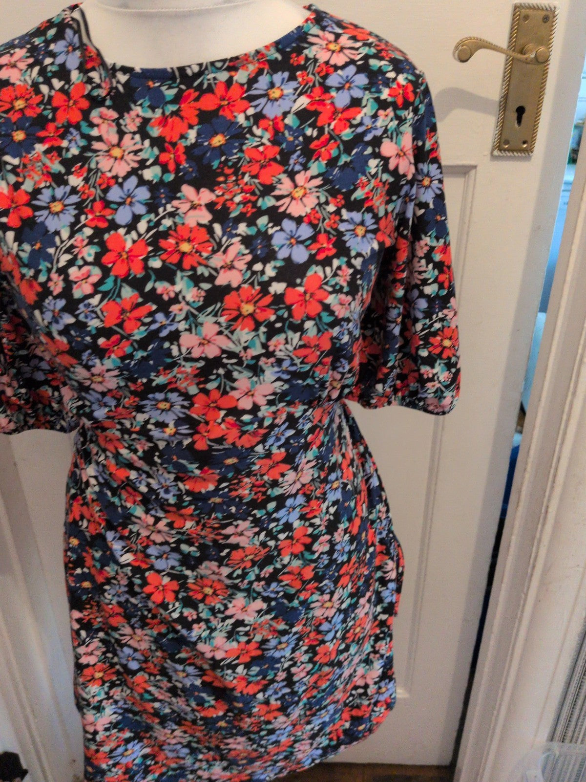 Papaya 16 Multi Flower Short Sleeve Dress