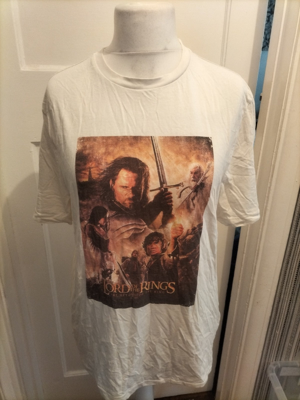 Mens Lord Of The Rings Size XL White Printed Tshirt