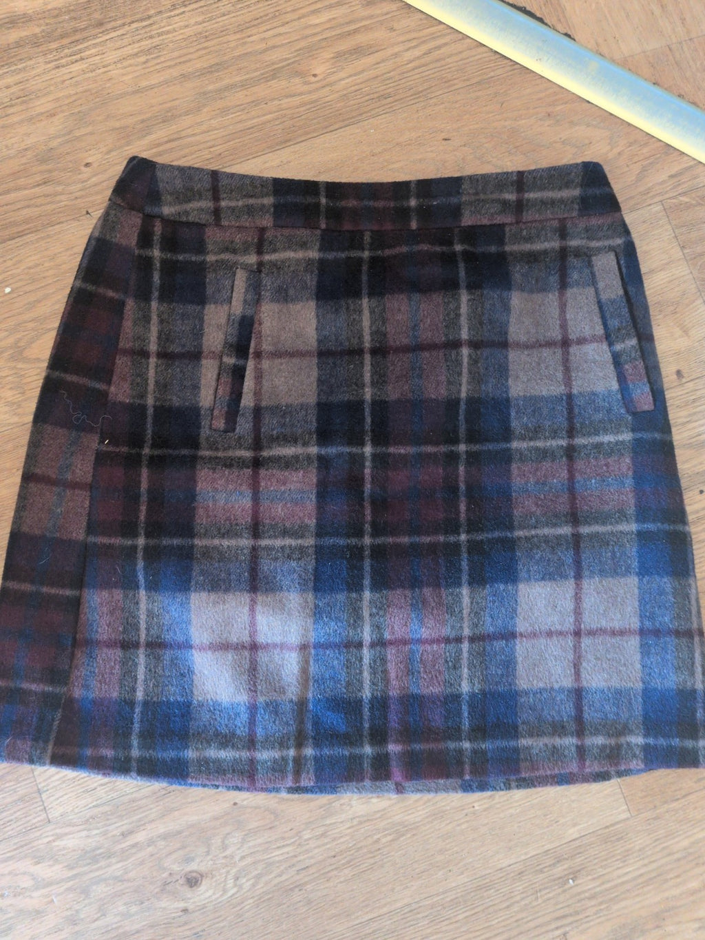 Ladies F&F Size 10 Navy Multi Check Knee Length Skirt