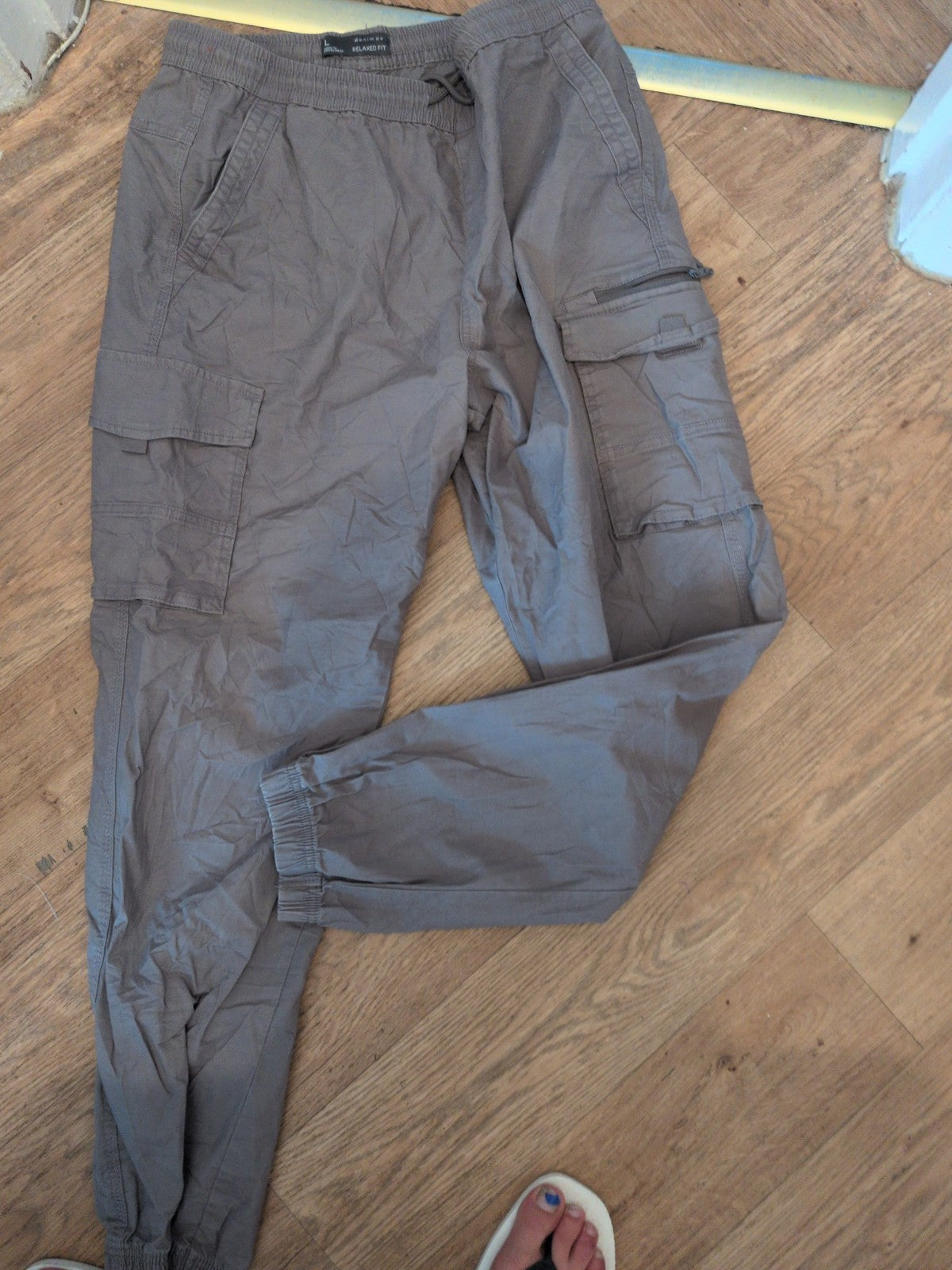 Denim&Co Large Grey Relaxed Fit Elasticated Cargo Trousers
