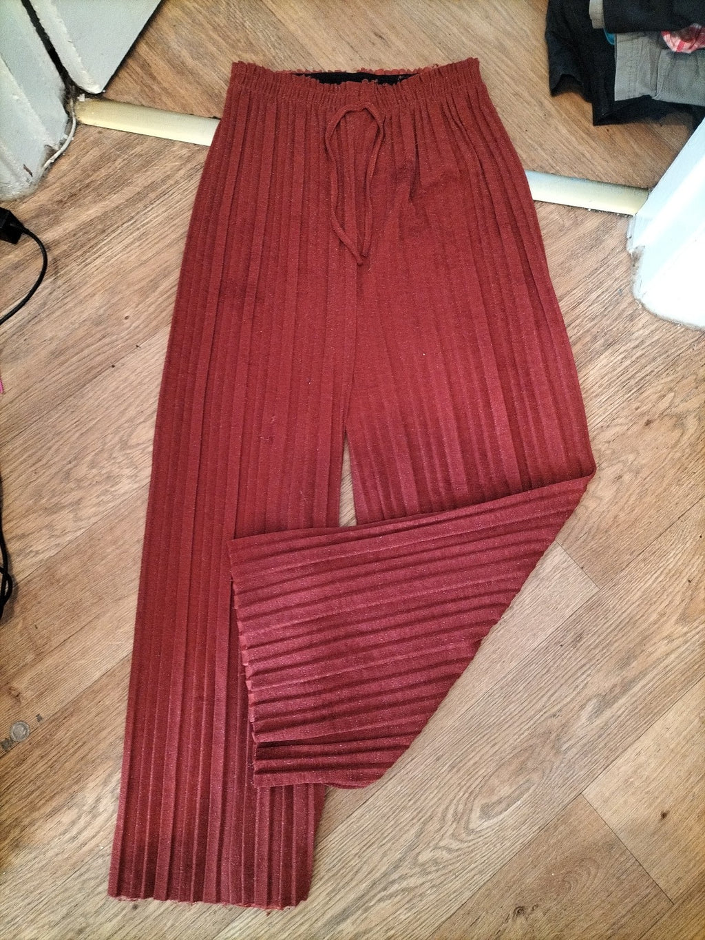 Medium Rust Elasticated Crinkle Trousers (Has Gags)