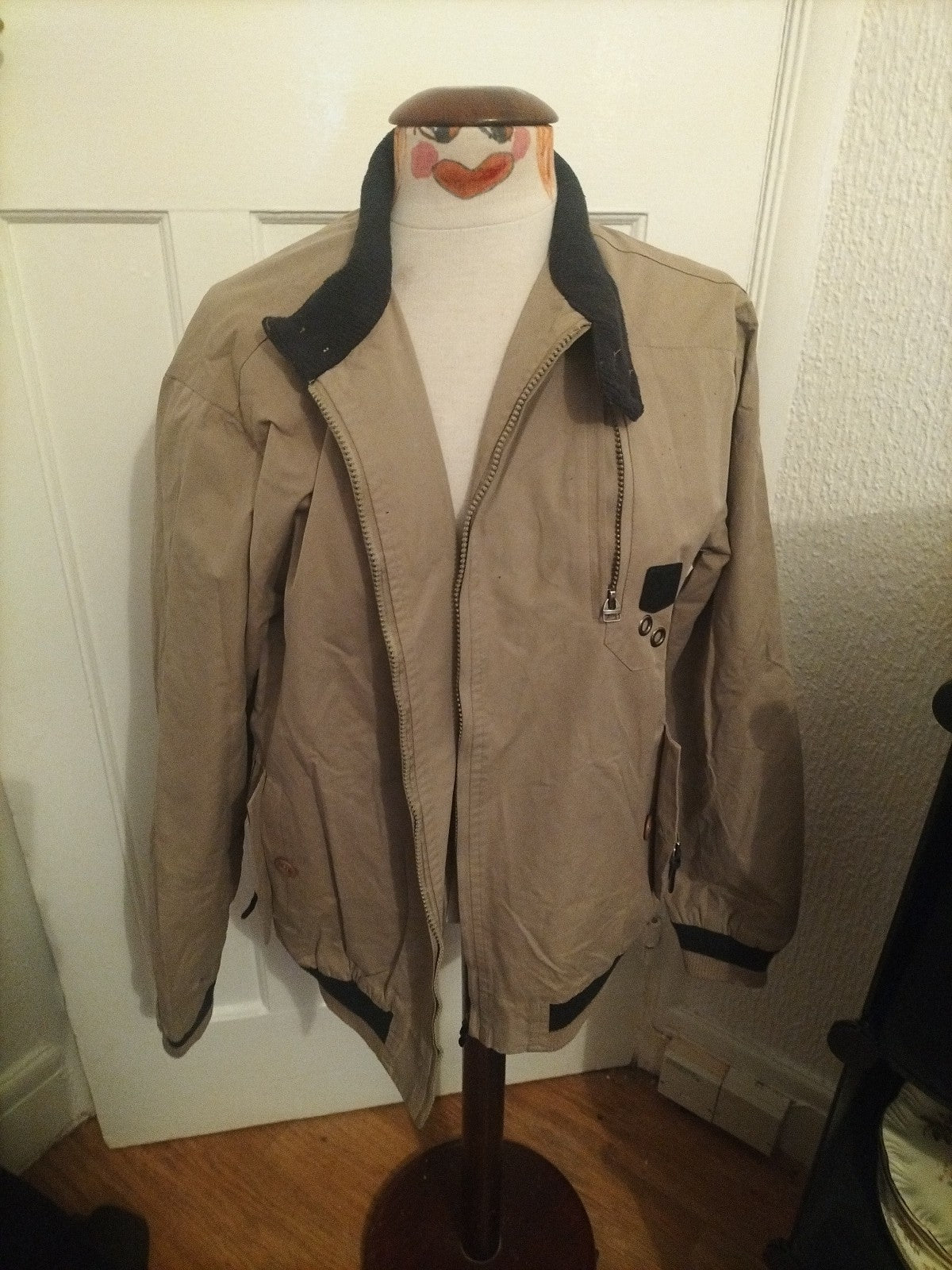 Mens Soulstar Size Large Beige Zip Through Jacket
