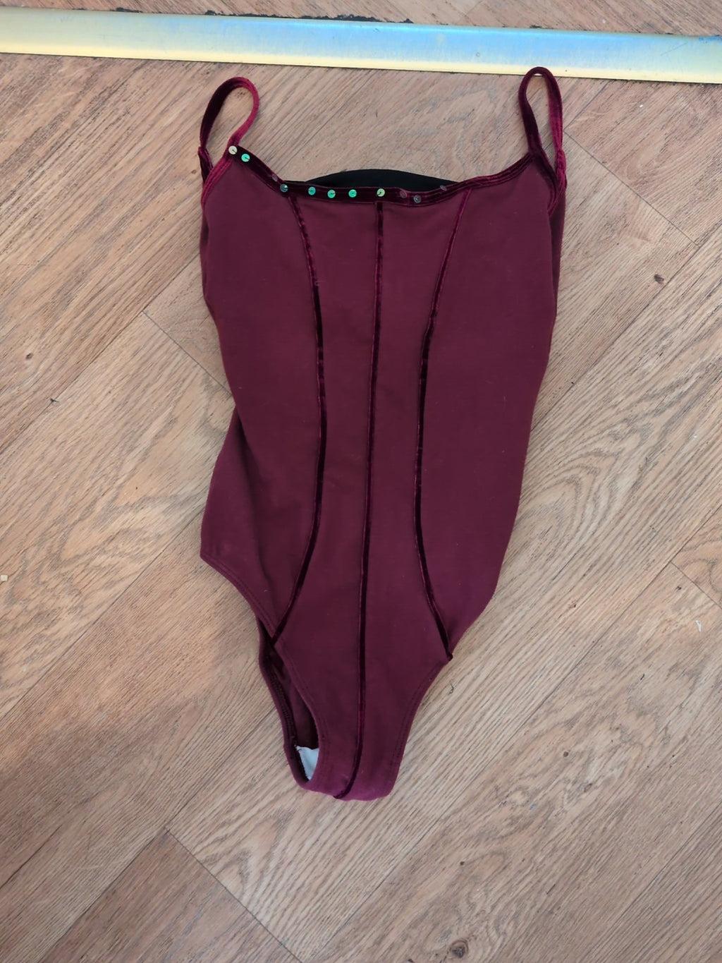 Danskin Small Burgundy Sleeveless Bodysuit
