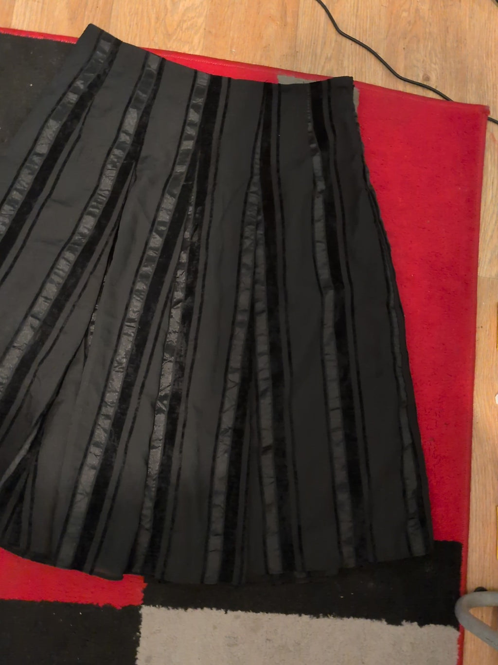 Ladies Brandtex Size 14 Black Patterned Lined Long Flare Skirt