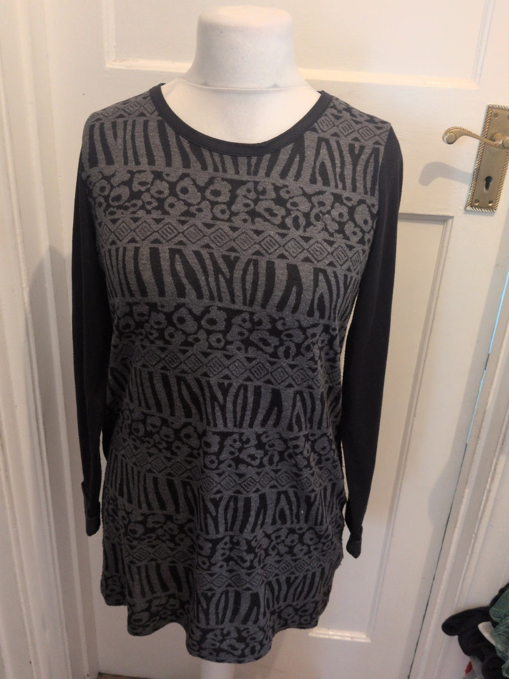 Marks And Spencer 14 Grey And Black Long Sleeve Longline Top/Dress