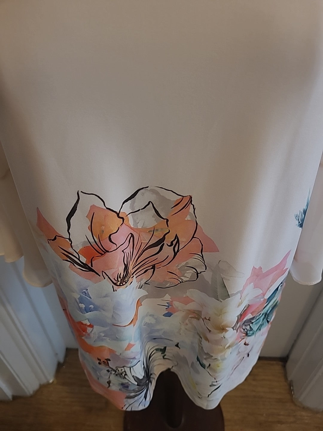 Ladies Wallis Size 10 Baby Pink Floral Flute Sleeve Blouse