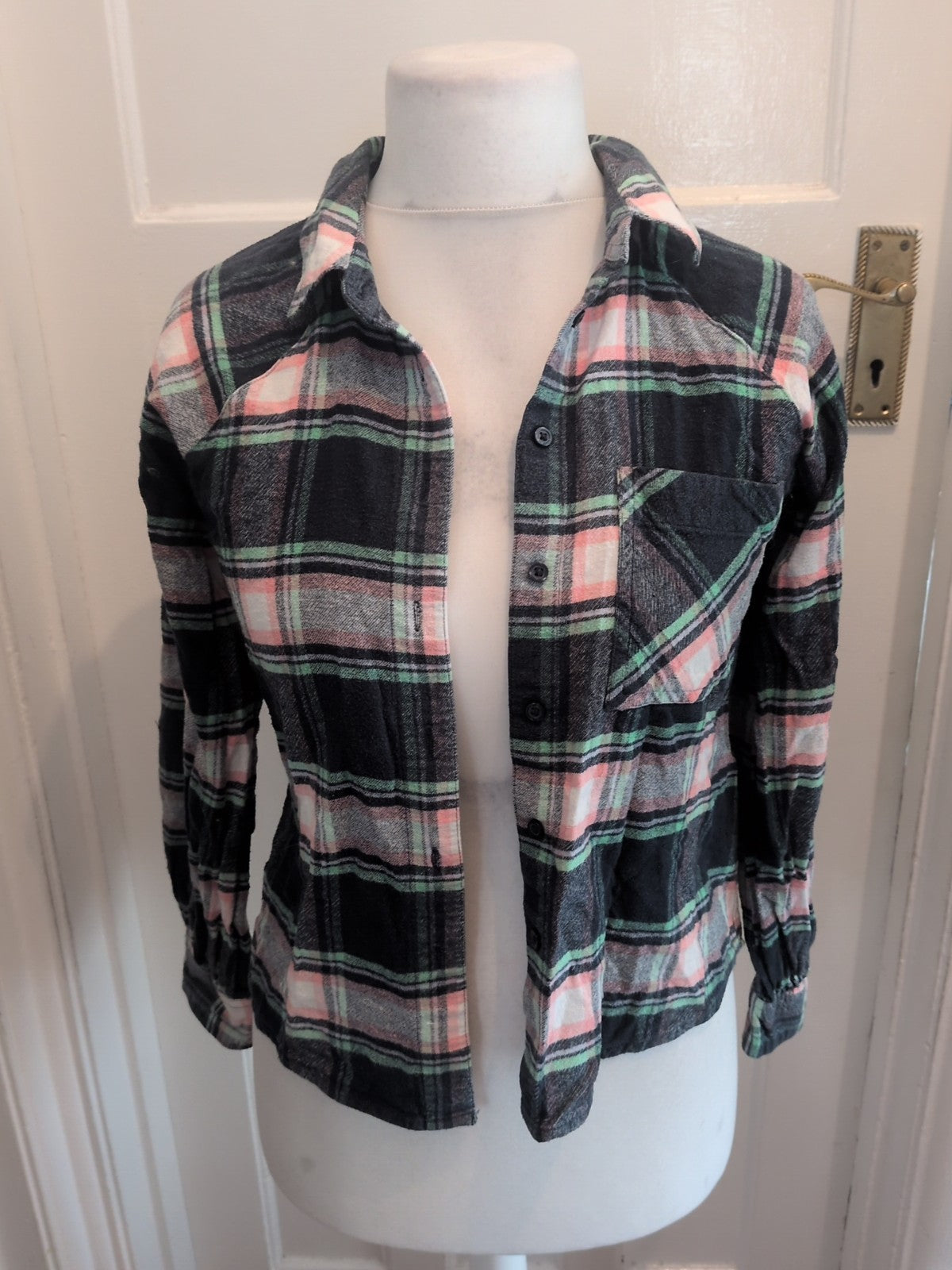 Ladies Tu Size 8 Green Pink Check Buttoned Blouse/ Pyjama Top