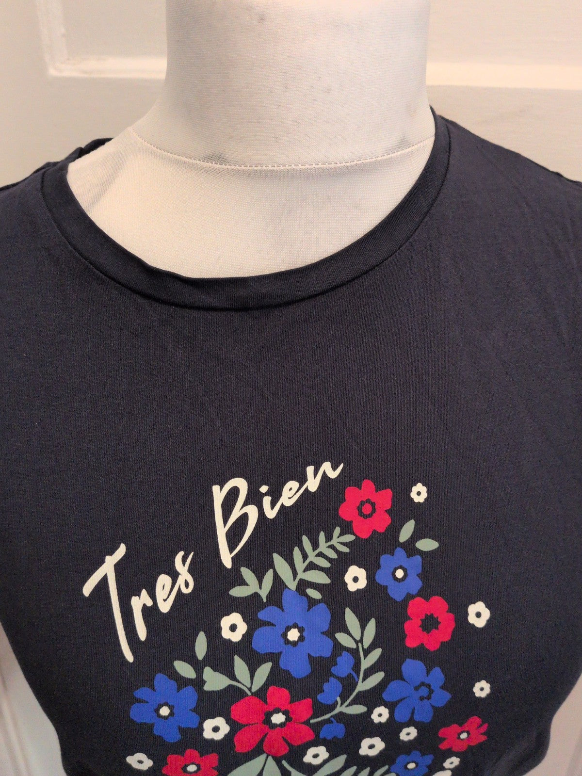 Tu 10 Navy Tres Bien Floral Short Sleeve T-shirt