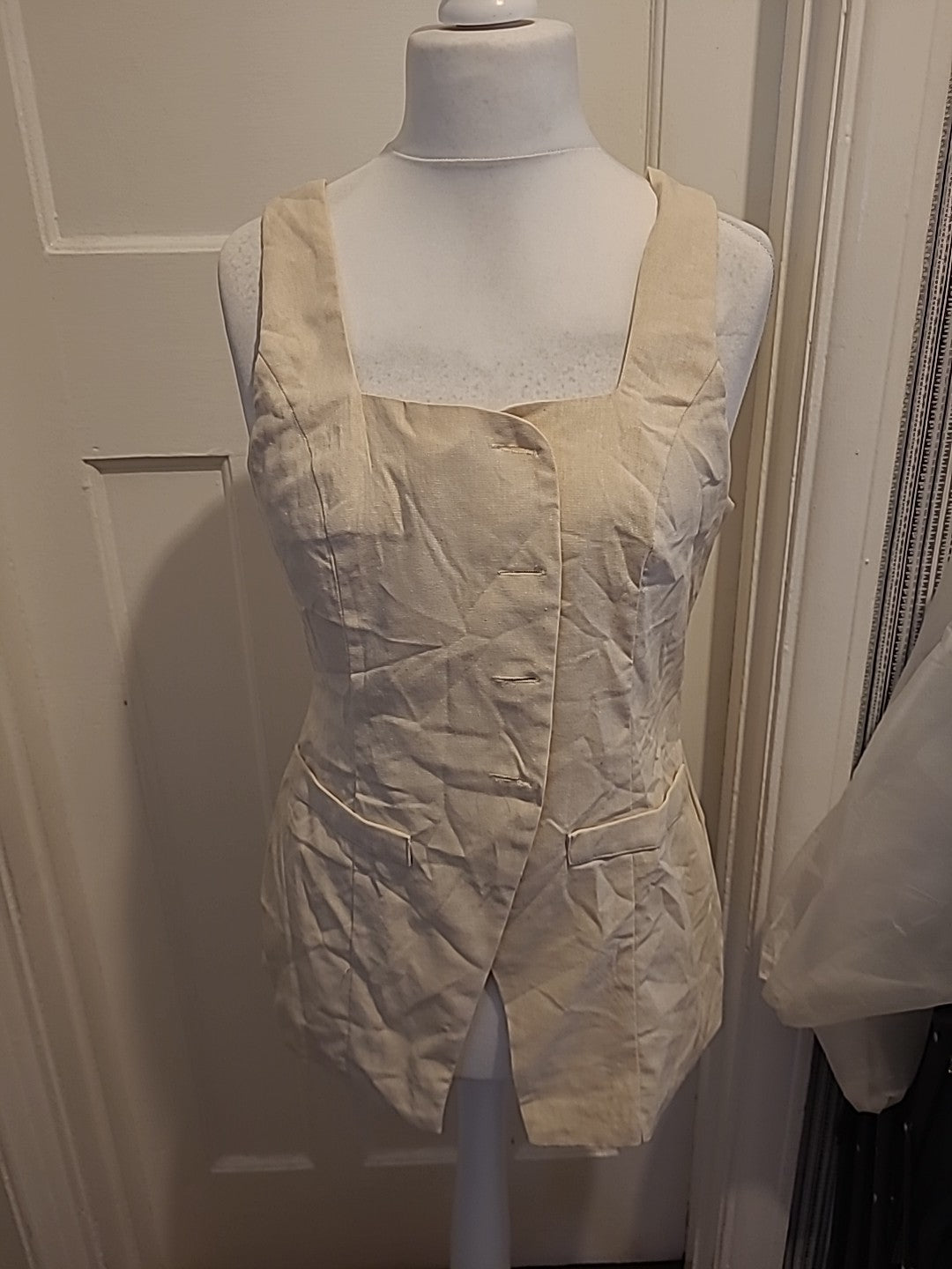 Brand New Ladies Prettylittlething Size 16 Stone Longline Square Neck Waistcoat