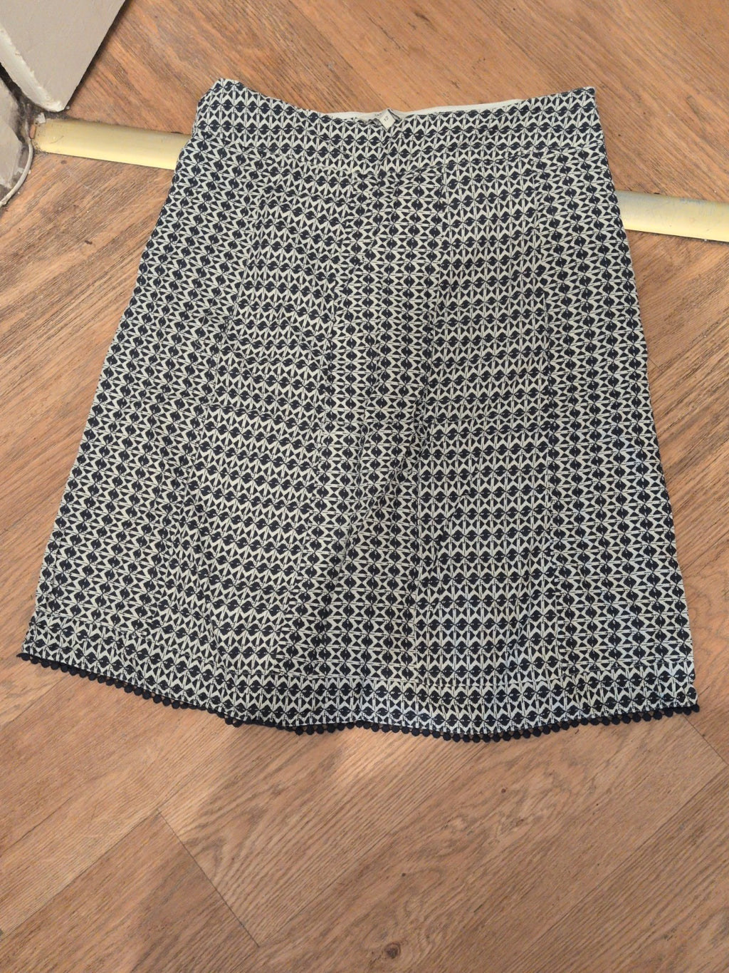 Fat face 12 Navy And White Midi Skirt