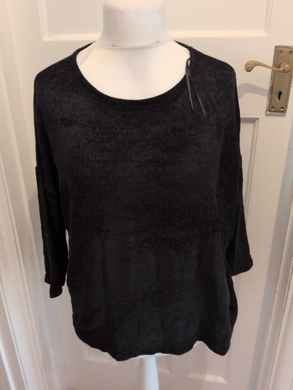 Tu 18 Black Half Sleeve Jumper