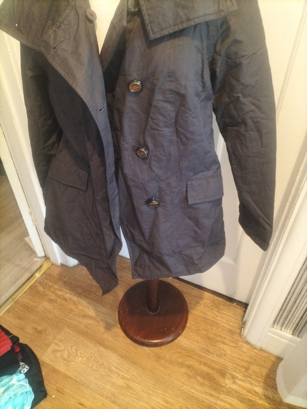 Ladies GIVe Size Large Dark Brown Lined Long Sleeved Coat