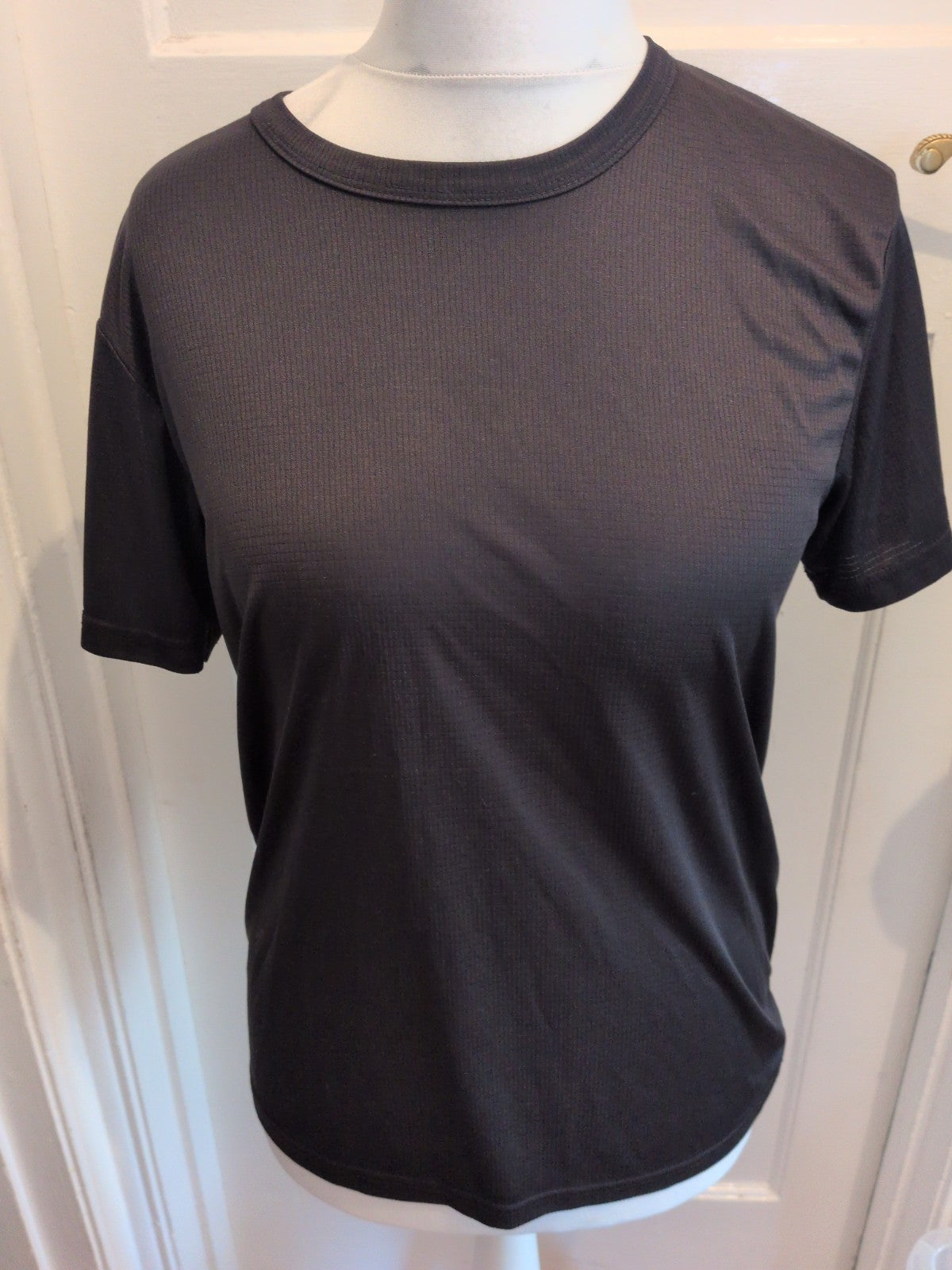 Small Black Short Sleeve T-shirt