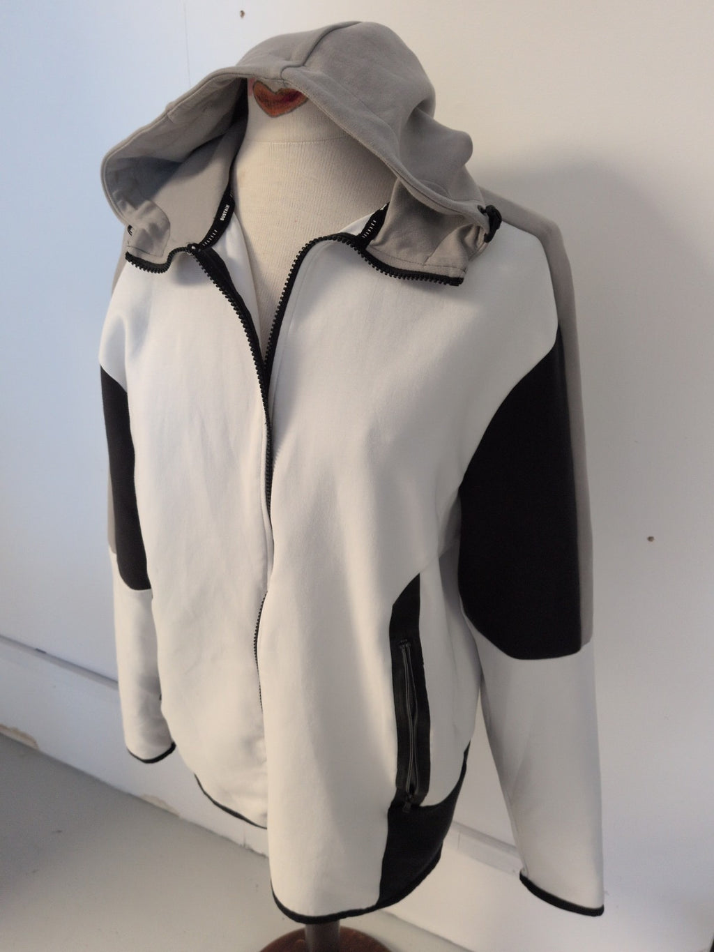 Peak Medium White/Grey/Black Full Zip Hoodie