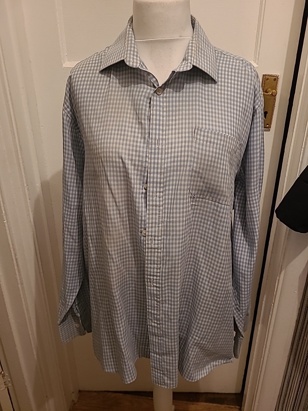 Mens B&W Size 17.5 Blue Check Long Sleeved Shirt