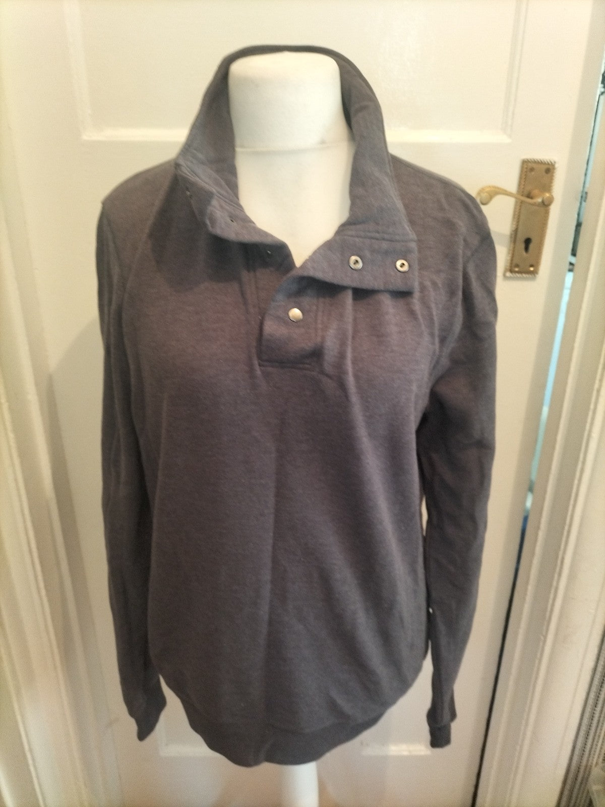 Mens Urban Beach Size M Dark Grey Collared Jumper