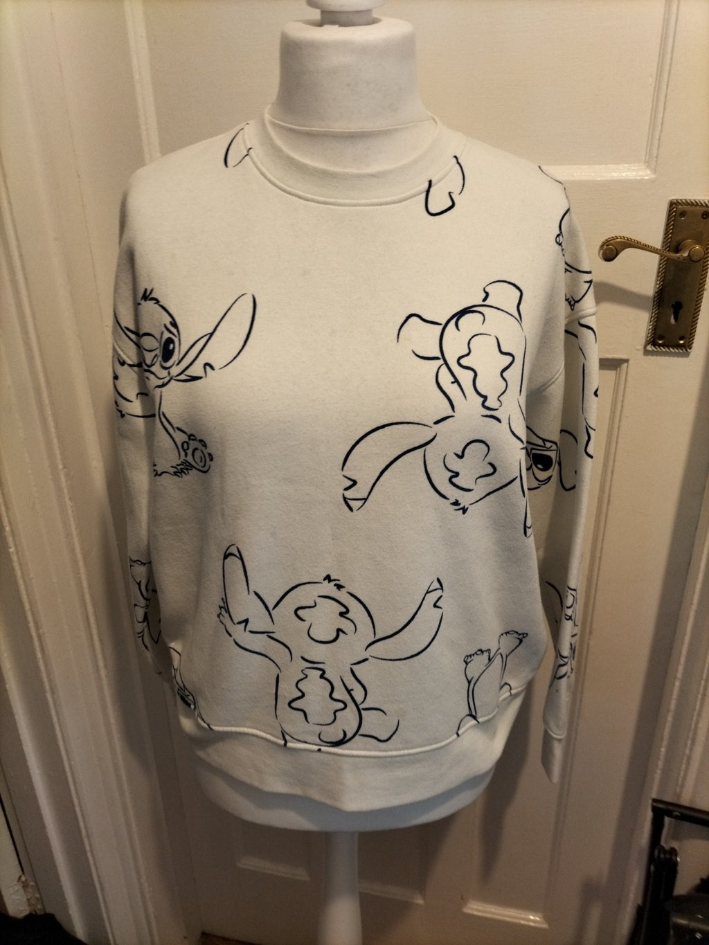 Ladies Disney Size 10-12 White With Blue Long Sleeved Jumper