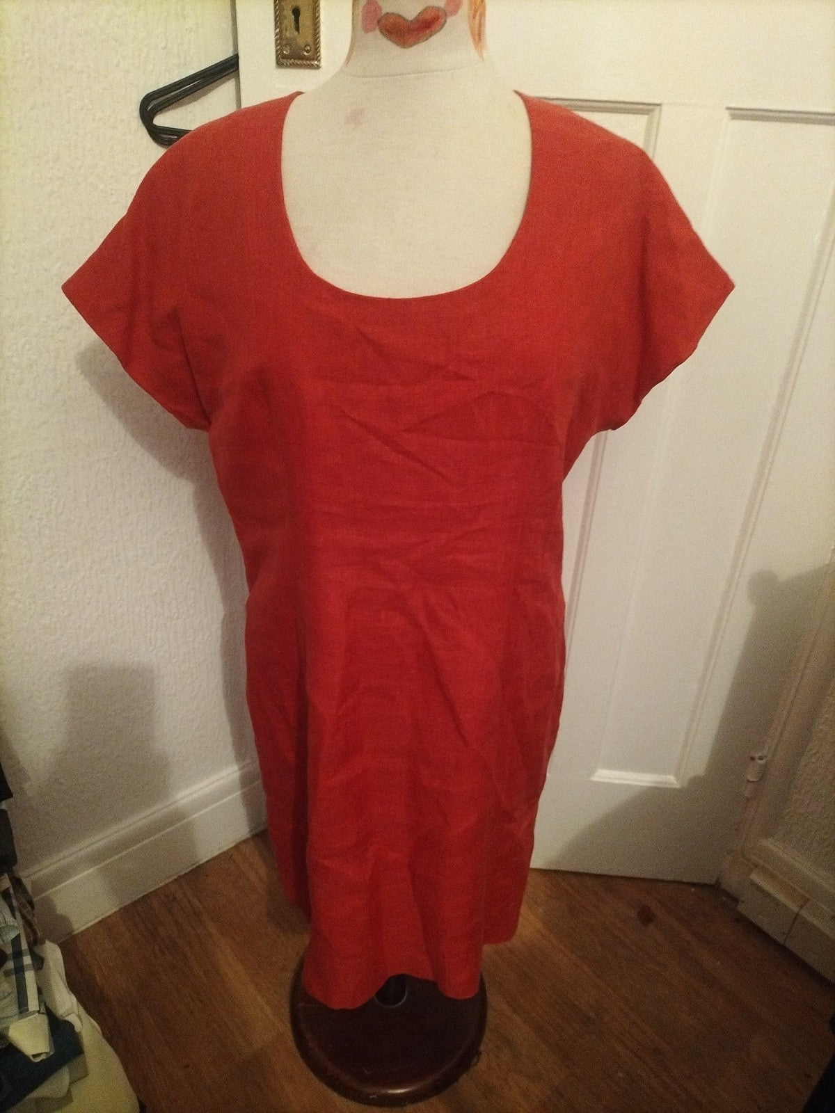 Ladies Vintage Size Large Red Lined Scoop Neck Short Sleeved Dress