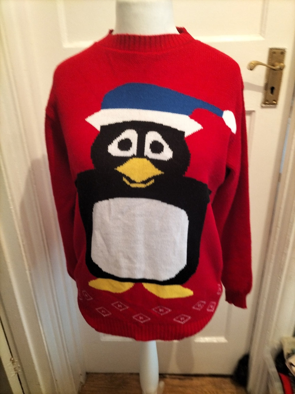 Fab Medium Red Pullover Jumper Penquin
