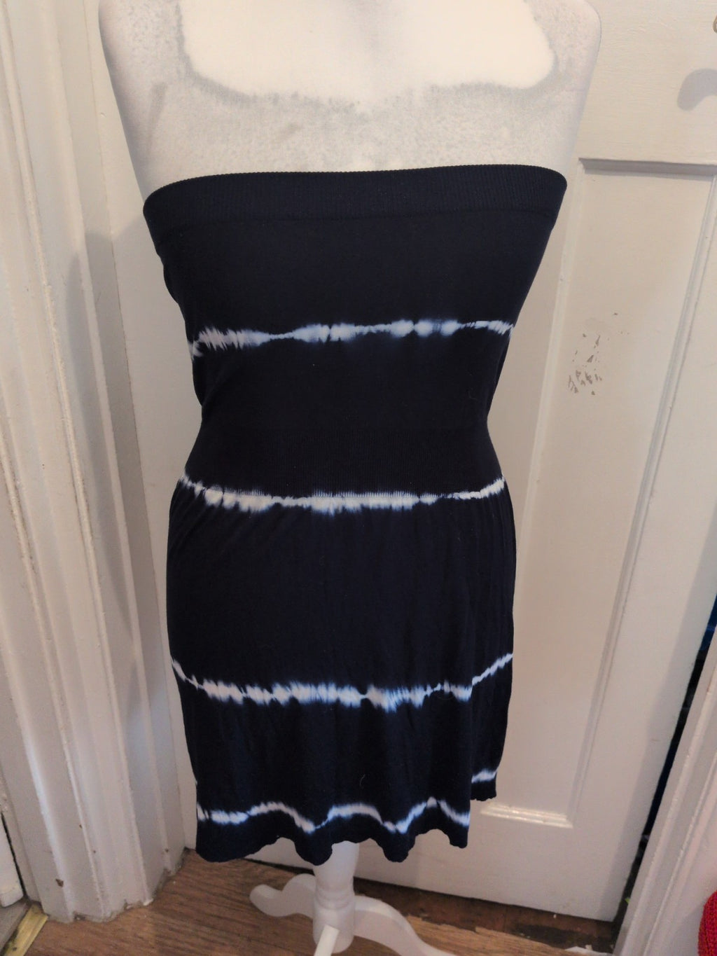 Brand New Ocean Club Navy And White Sleeveless Strapless Dress