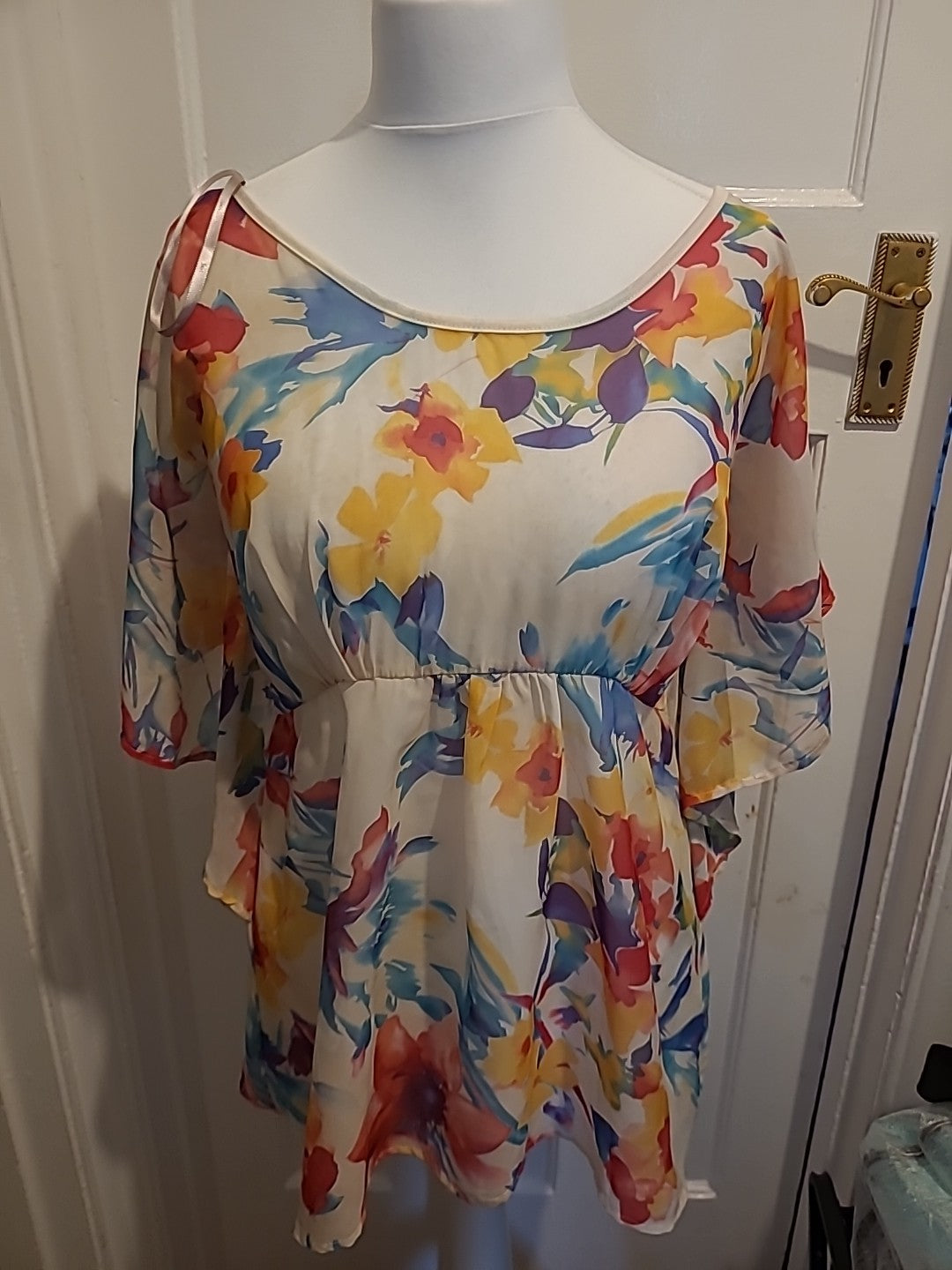 Ladies Soon Size 16 Multi Floral See Through Blouse