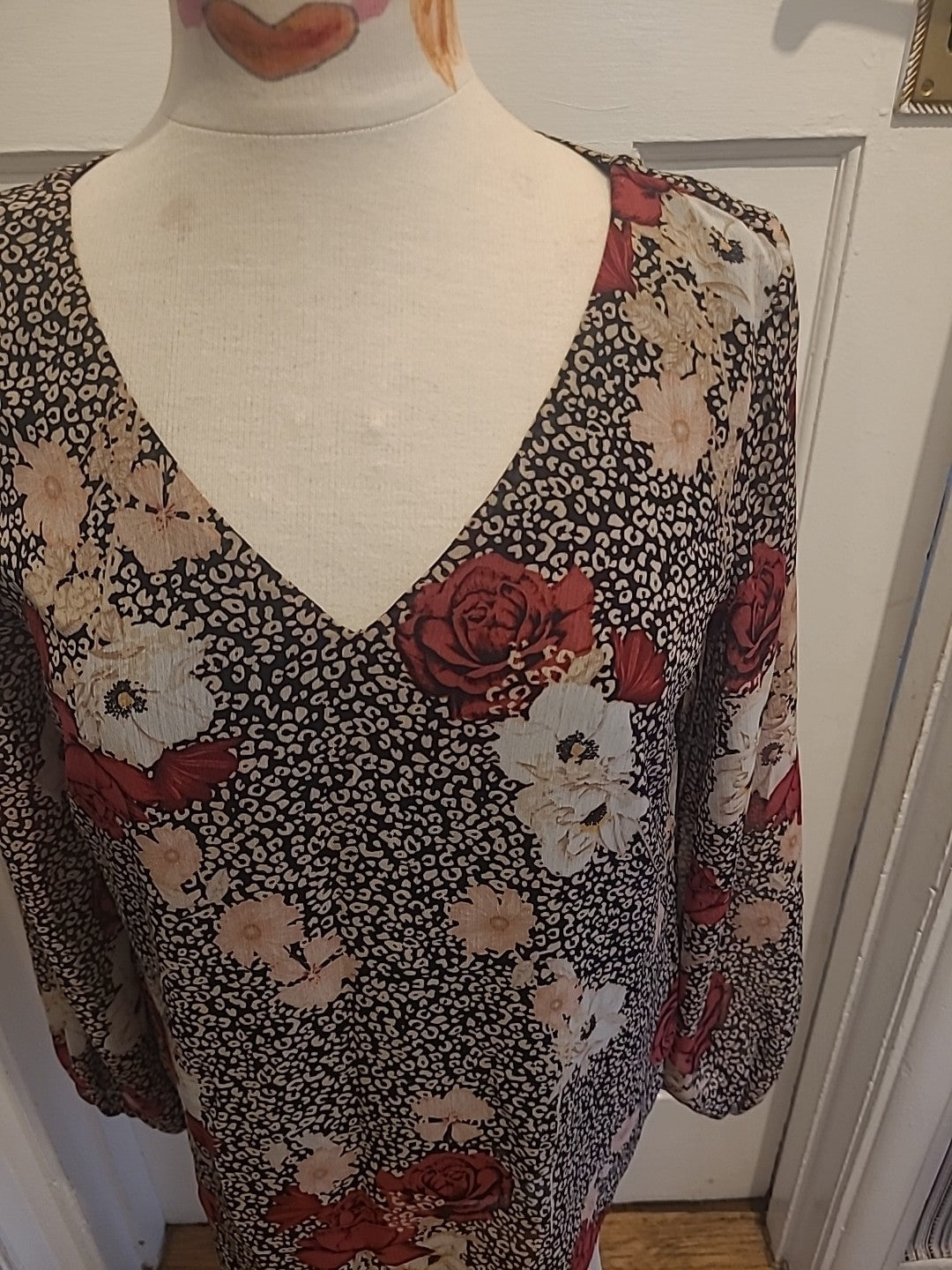 Ladies Wallis Size 12 Multi Speckled Floral Long Sleeved Blouse