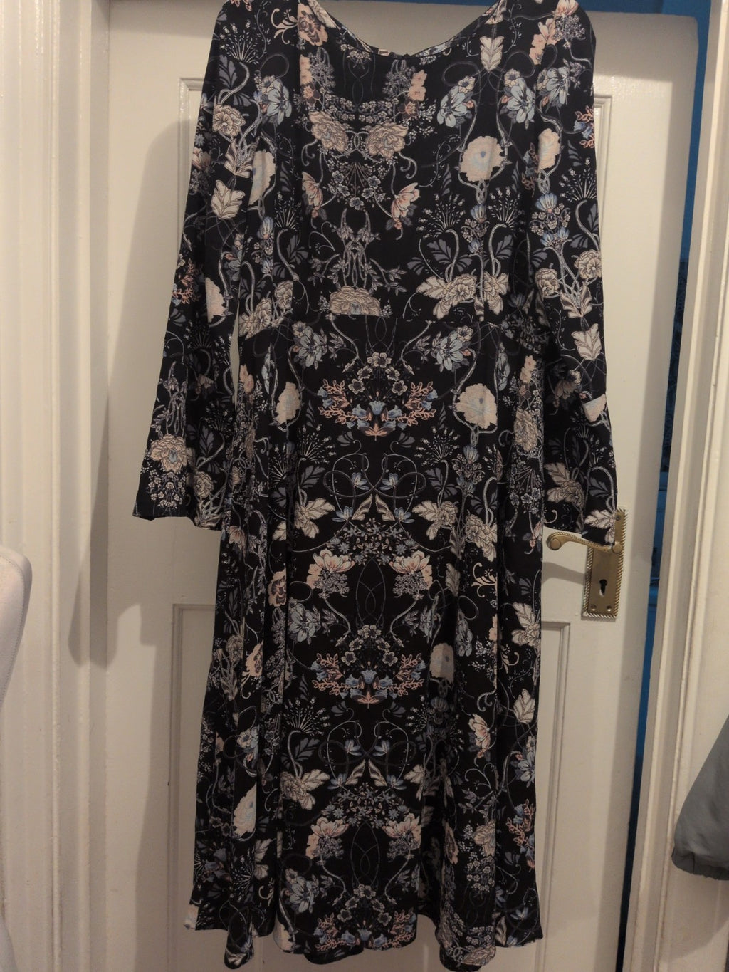 M&Co 14 Black Floral Long Sleeve Long Length Dress
