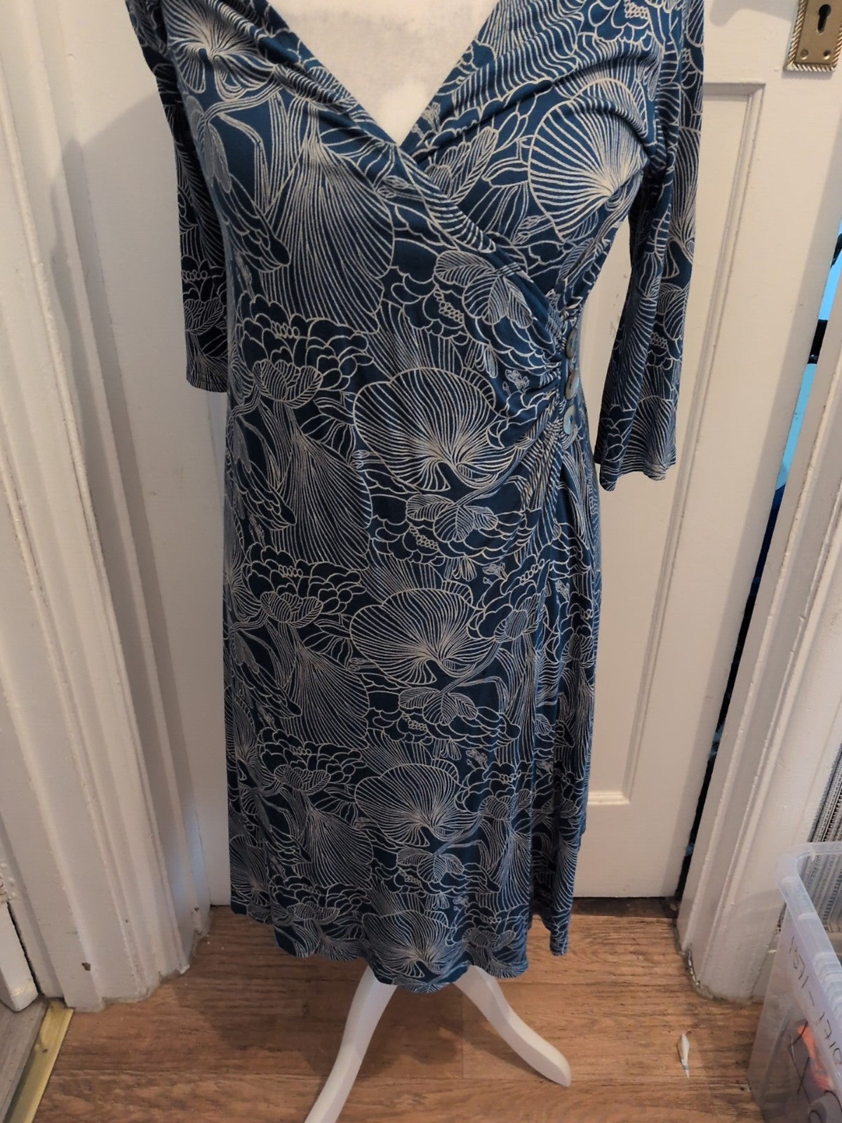Wallis 16 Petite Teal White Low V Neck Long Sleeve Dress