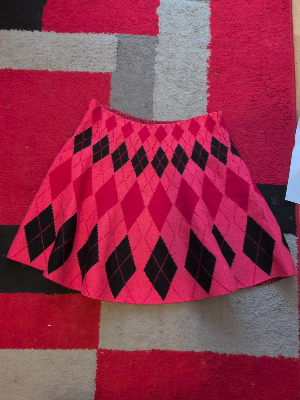 Ladies Primark Size 10-13 Small Pink And Black Short Flare Skirt